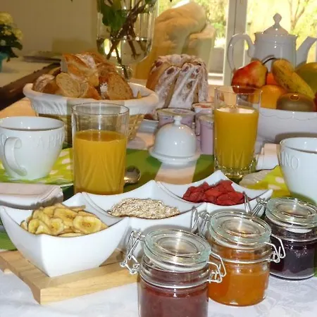 D'hotes La Parenthez' فندق مبيت وإفطار 3*
